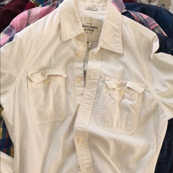 Casual shirts - Picture 1 of 8